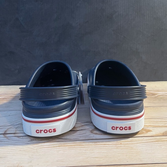 Crocs Off Court Clog - Picture 10 of 16
